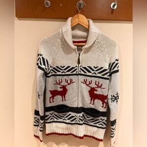 Wind River Deer Wool Blend Cowichan Sweater Size small Christmas sweater